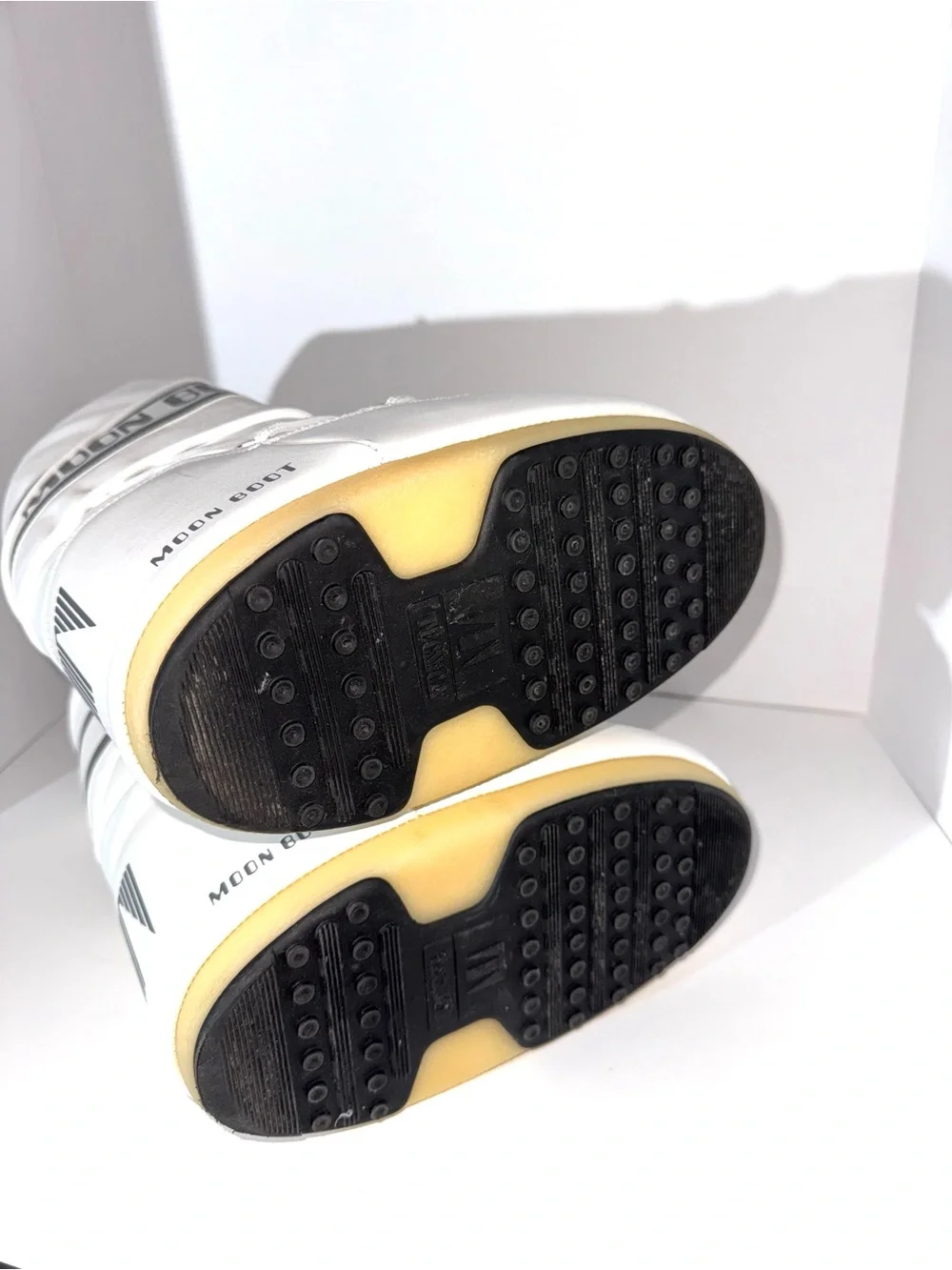 Moon Boot worn one